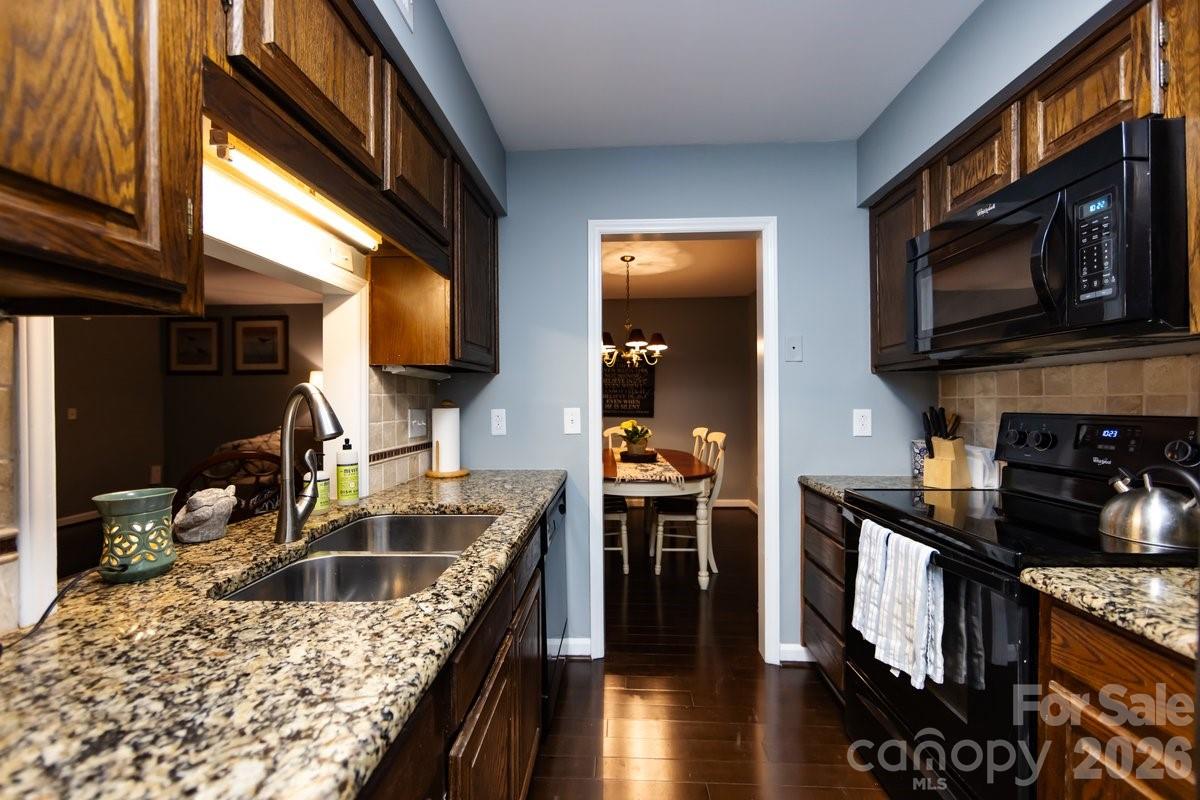 Colony Crossing - Residential