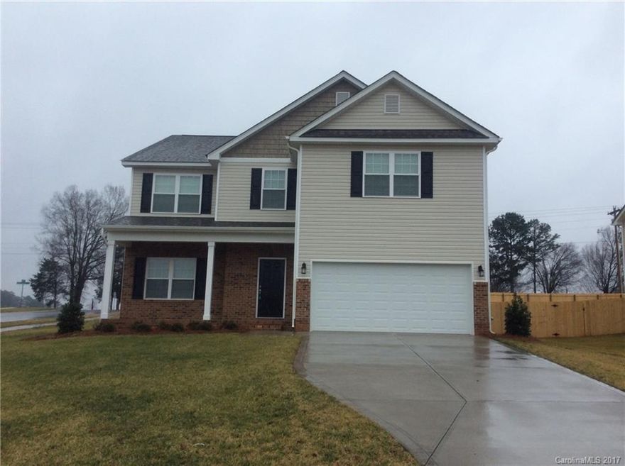 This spacious two story home has 4 bedrooms, 2.5 bathroom. It features an open floor plan and hardwood flooring. The kitchen has a pantry, kitchen island and all appliances. The master suite has a walk in closet and the master bath has dual sinks, an oversized tub with separate shower. This home is move in ready