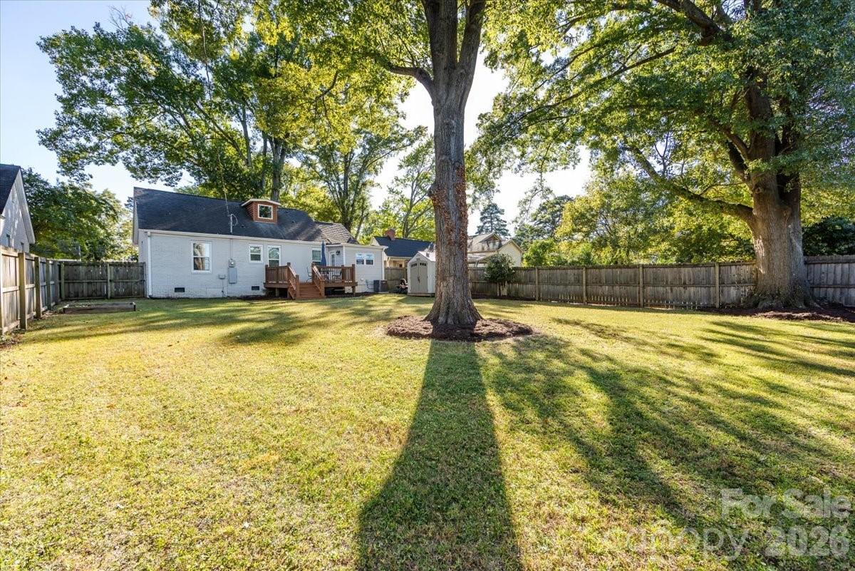 Camp Green - Residential