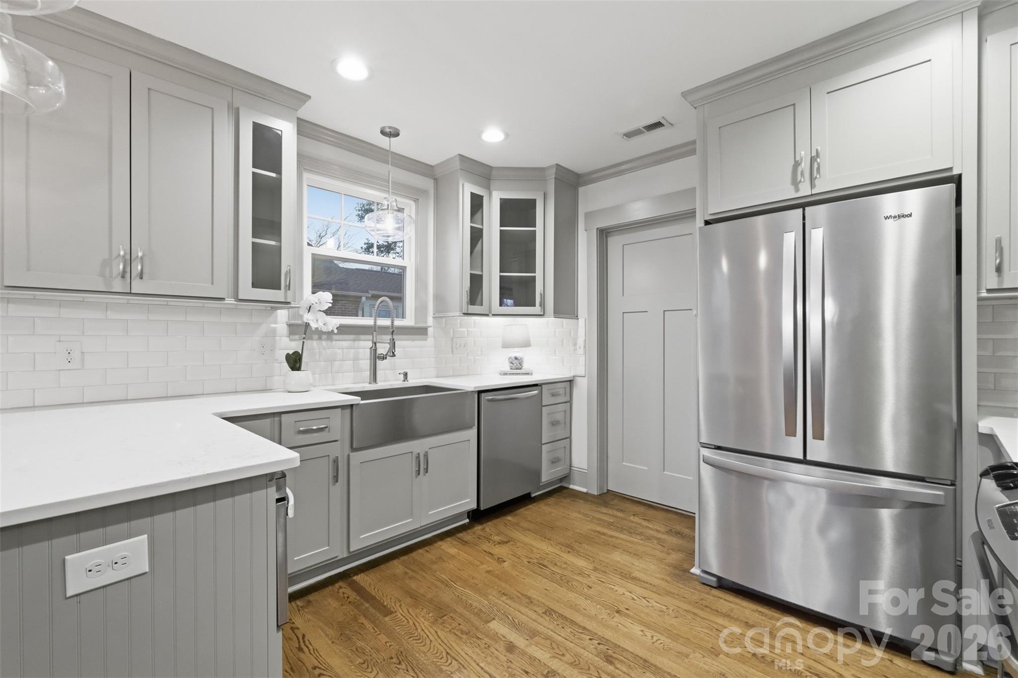 Camp Green - Residential