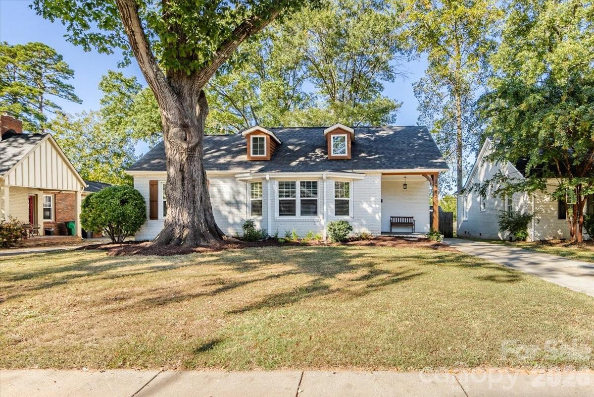 Camp Green - Residential