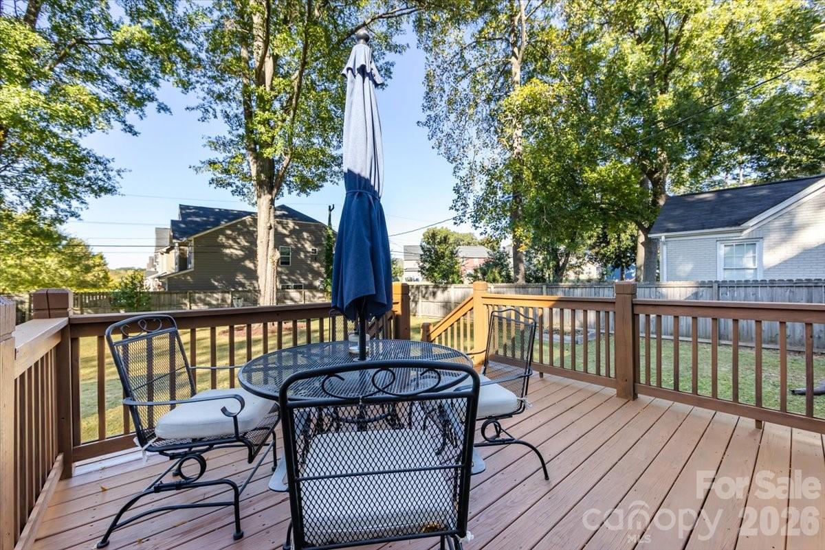 Camp Green - Residential