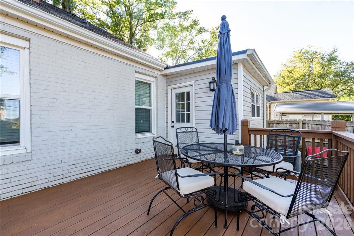 Camp Green - Residential