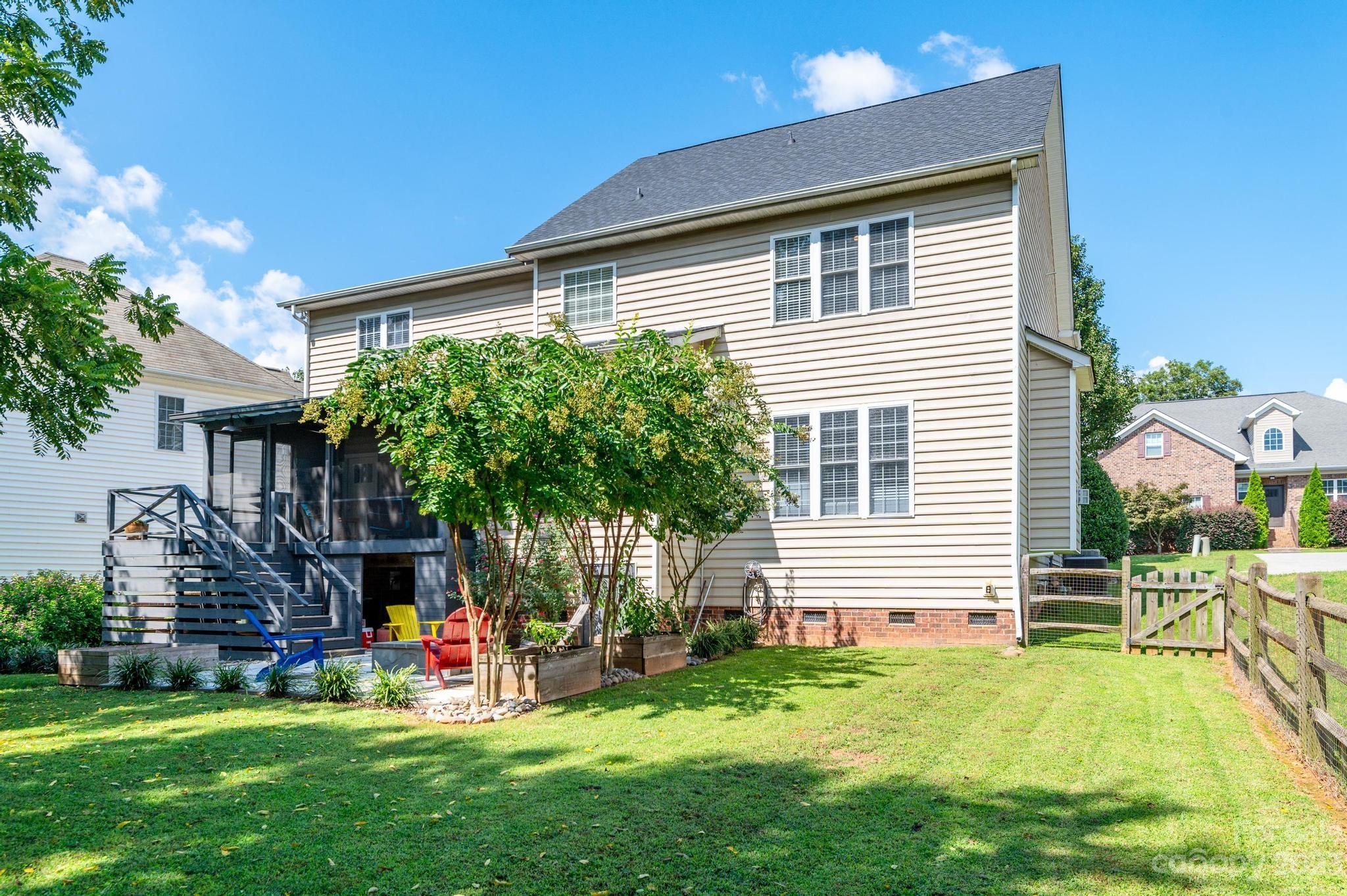 Hampton Ridge II - Residential