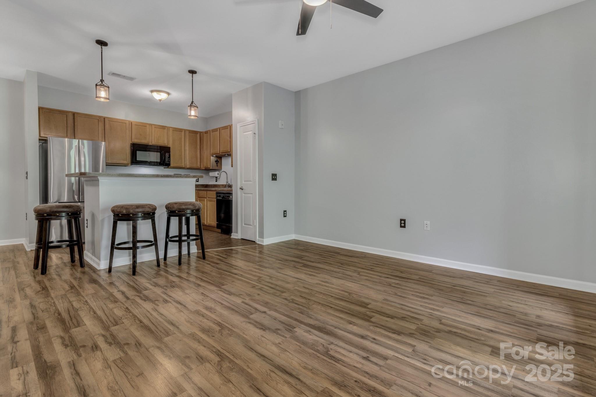 176 Brickton Village Circle #302