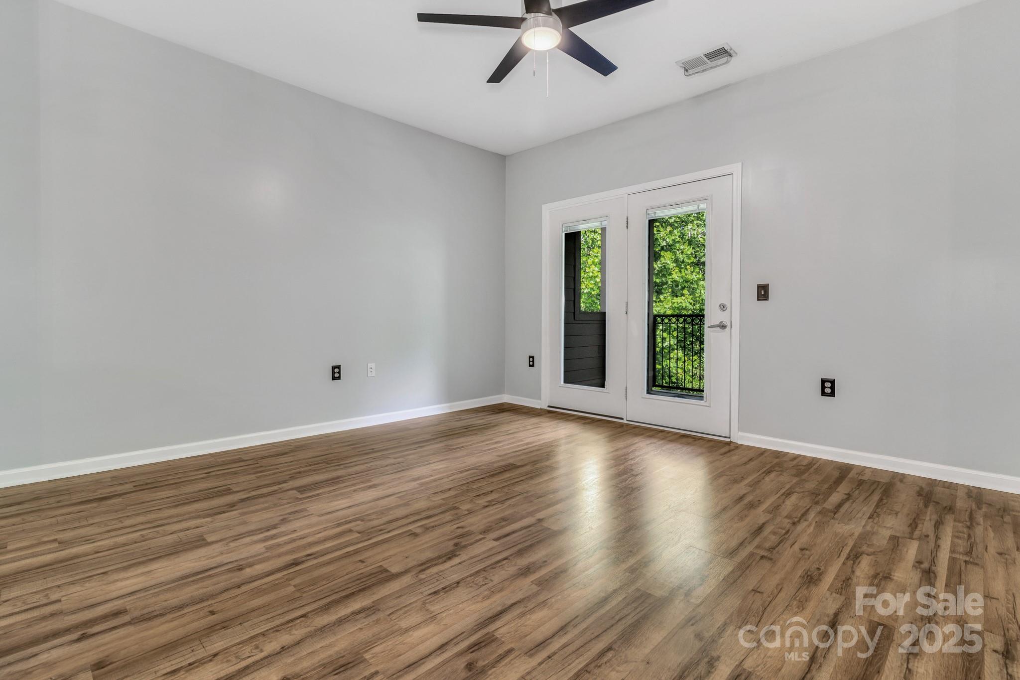 176 Brickton Village Circle #302