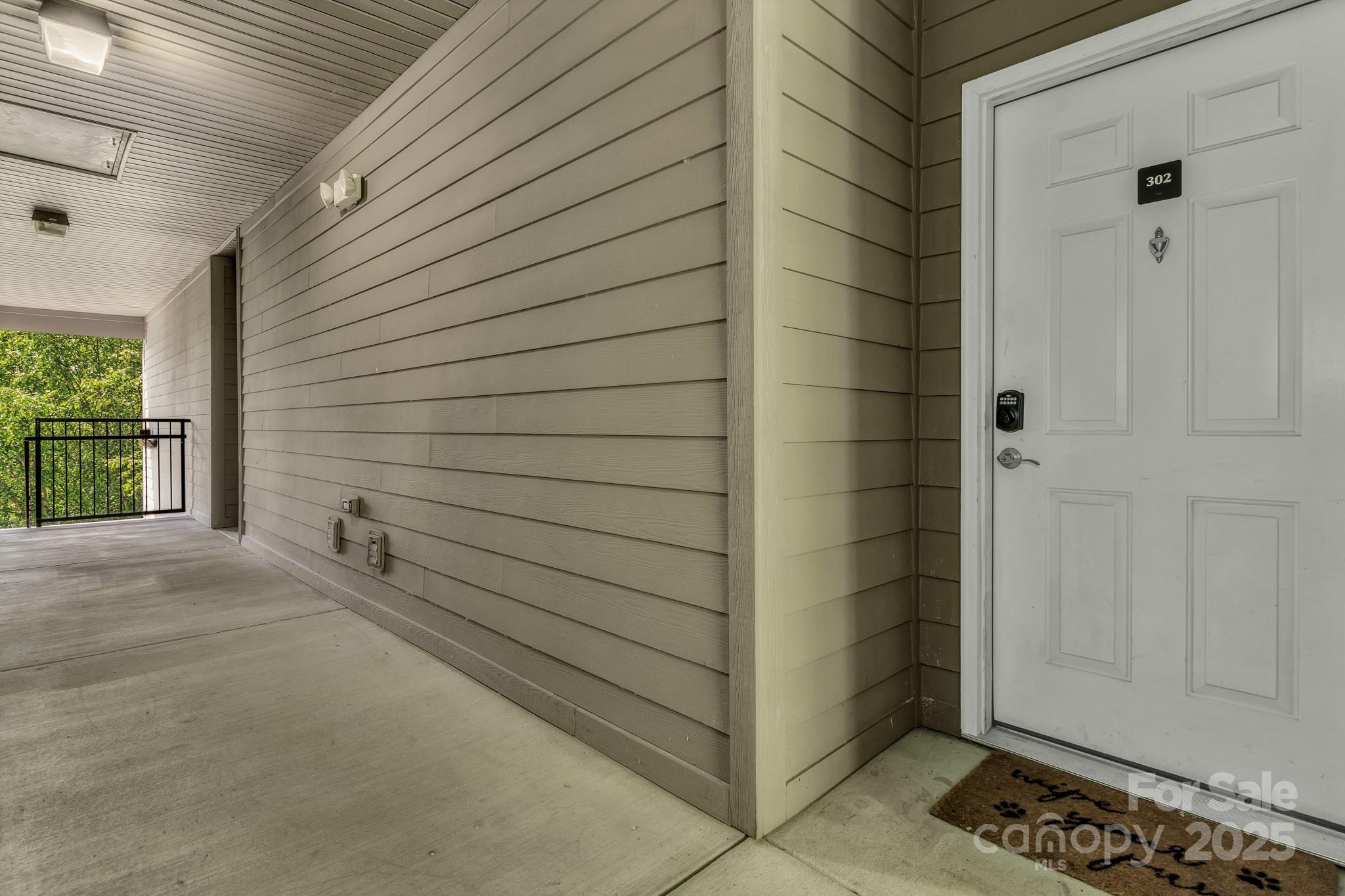 176 Brickton Village Circle #302