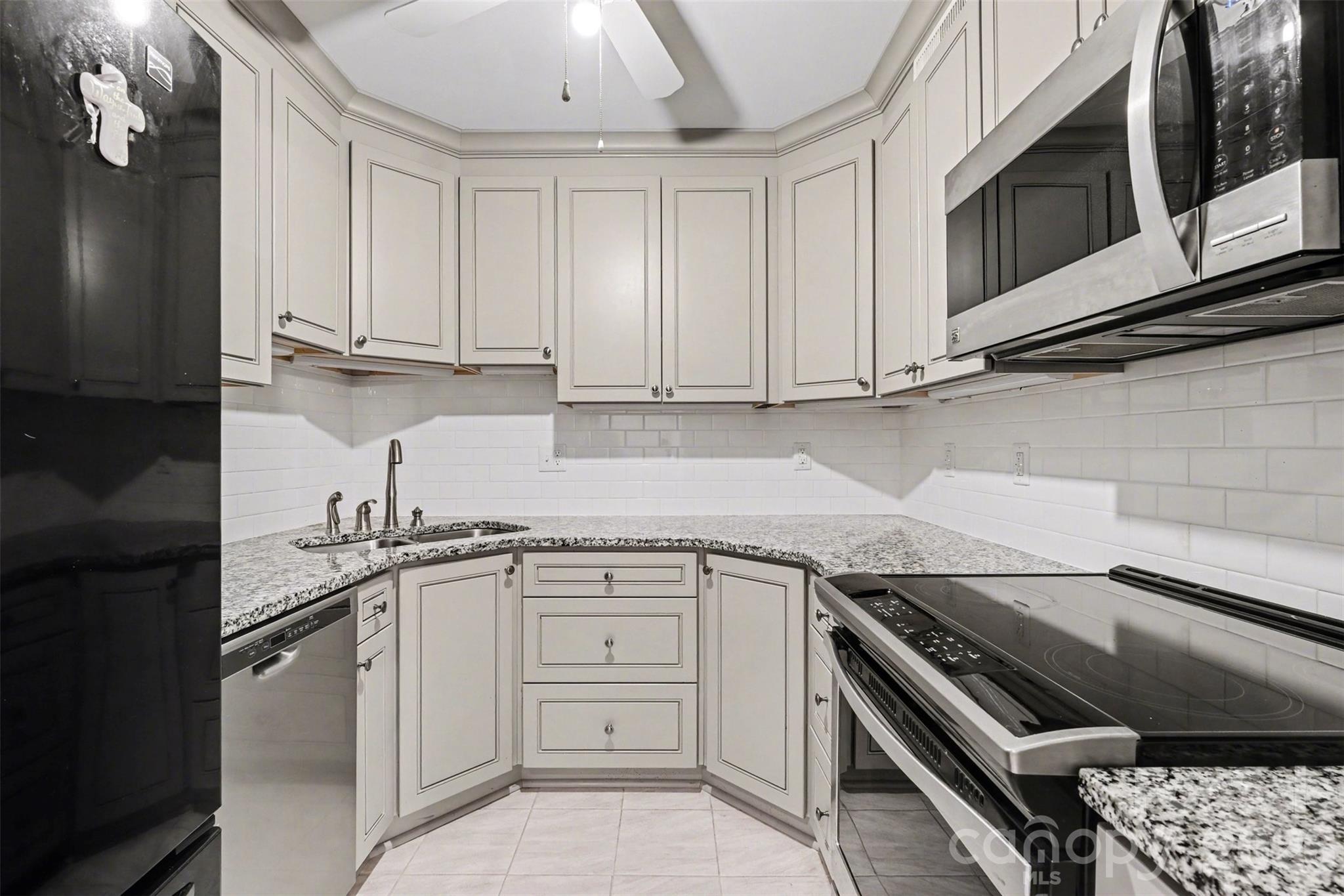 Candlewood Square - Residential