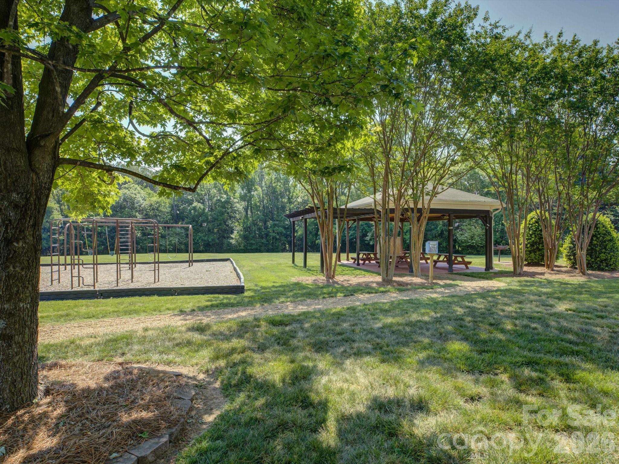Ballantyne Meadows - Residential
