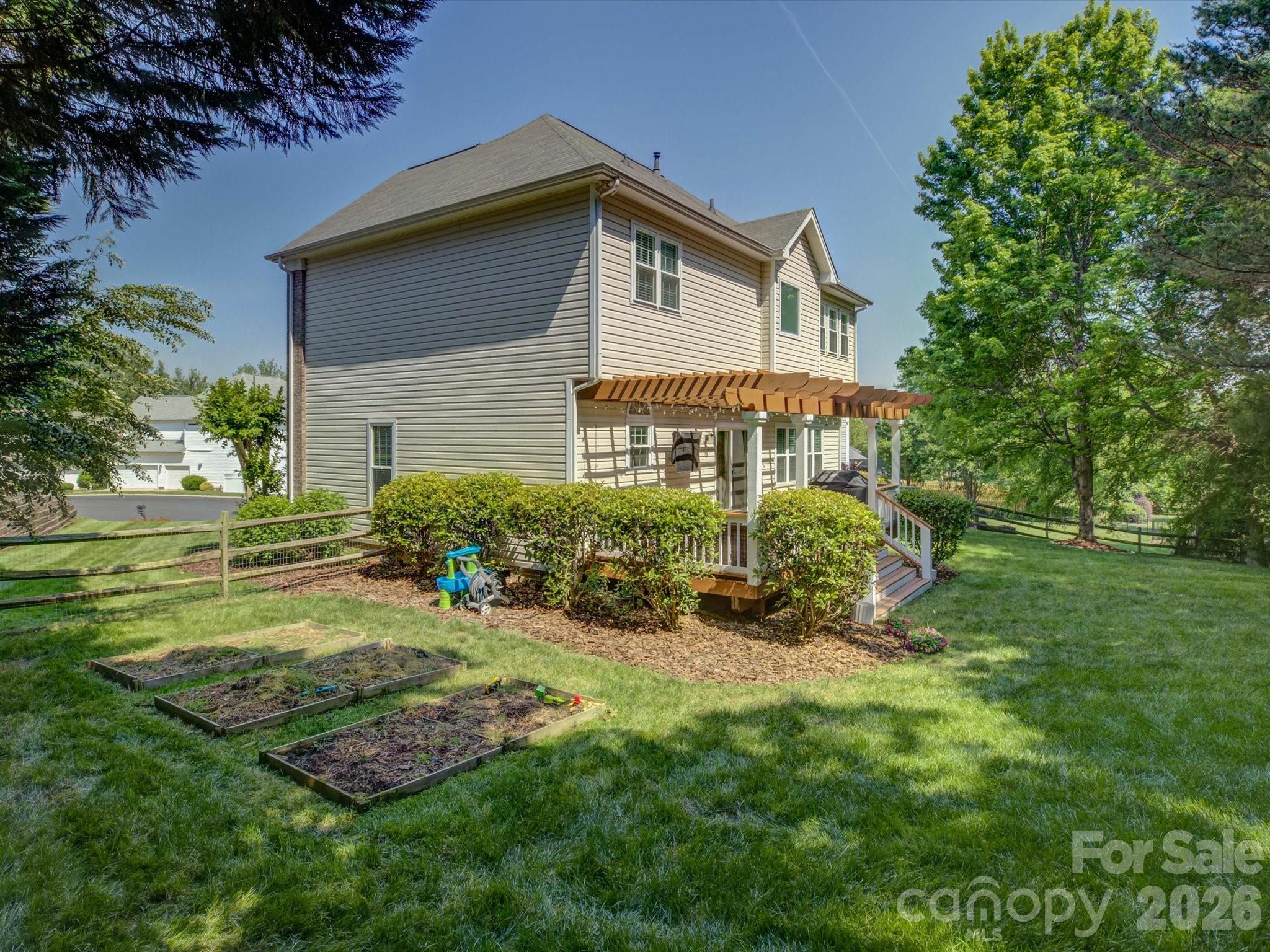 Ballantyne Meadows - Residential