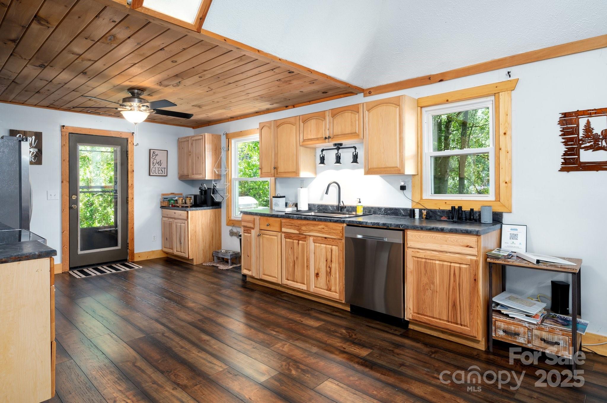 104 Riddle Cove Road