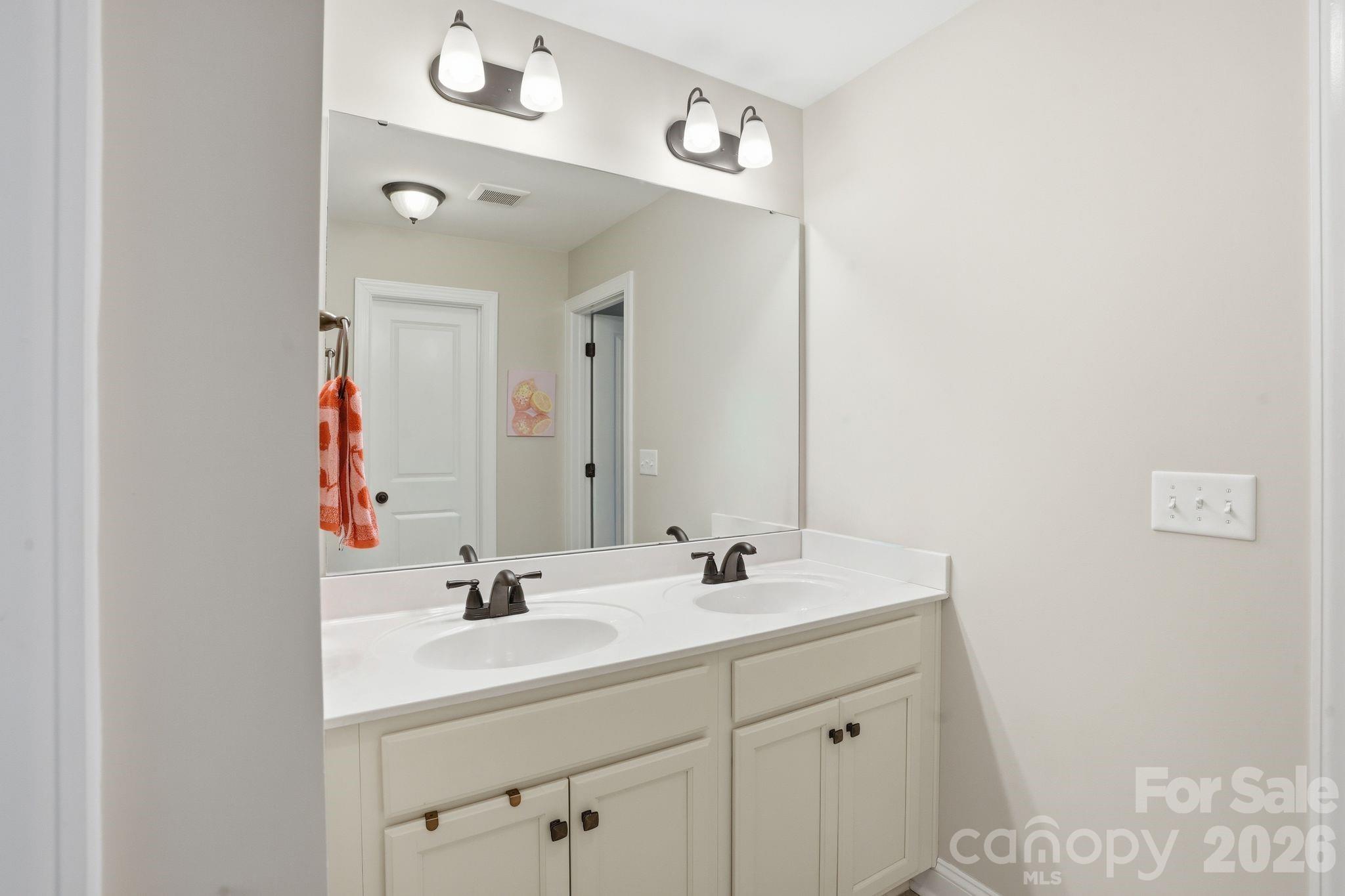 The Retreat At Sunset Ridge - Residential