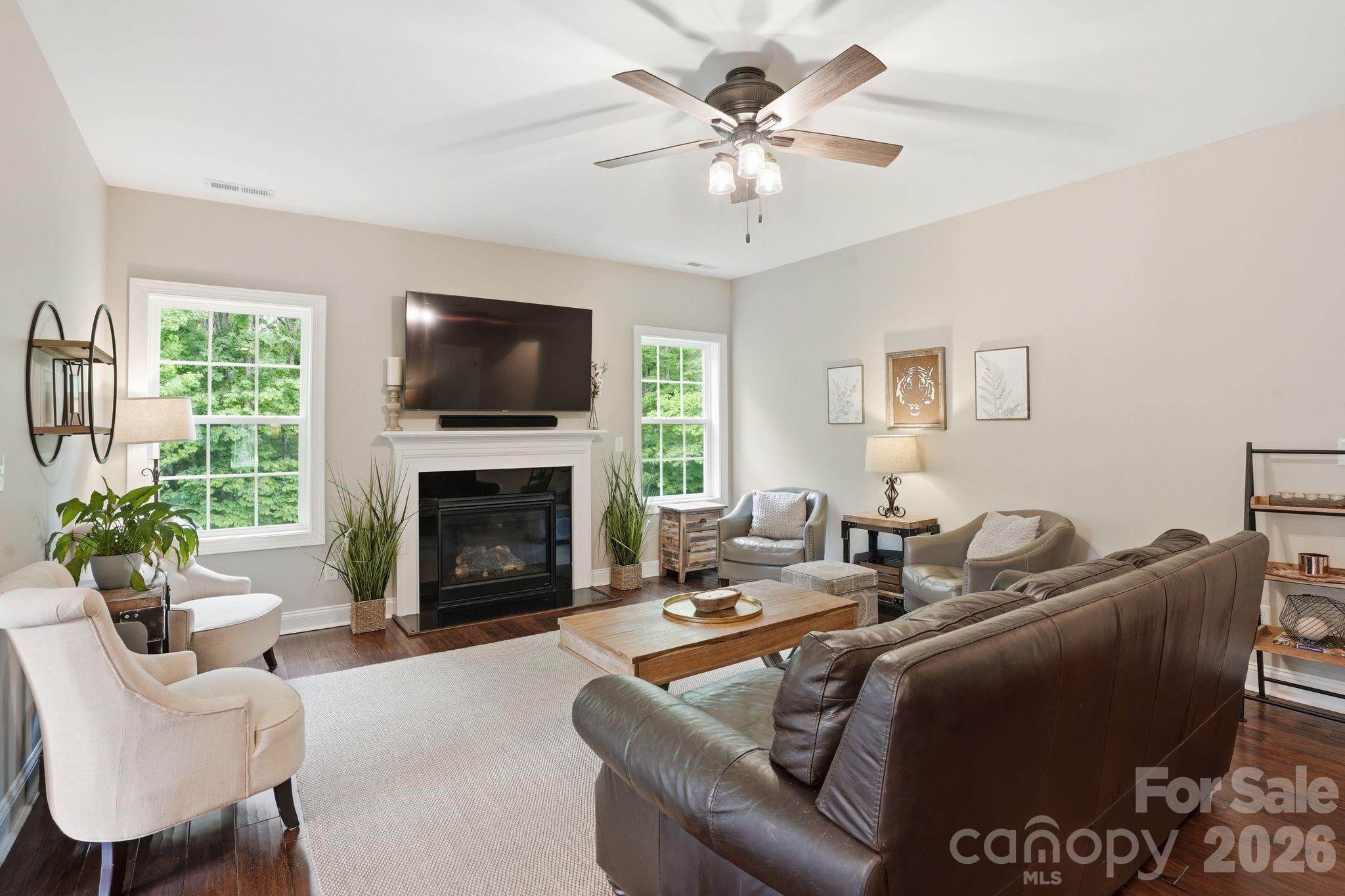 The Retreat At Sunset Ridge - Residential