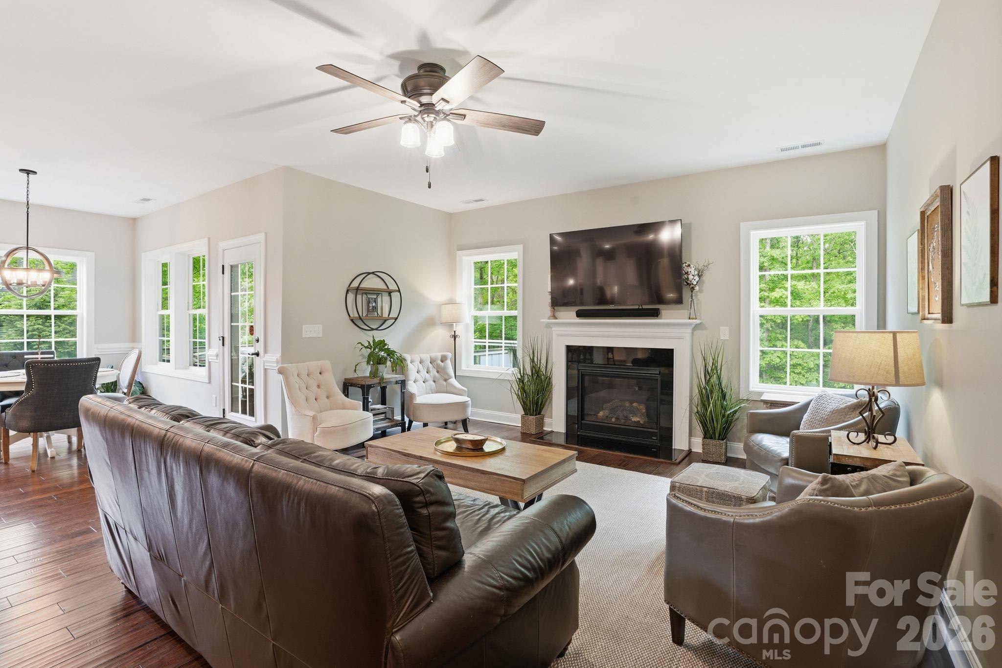 The Retreat At Sunset Ridge - Residential