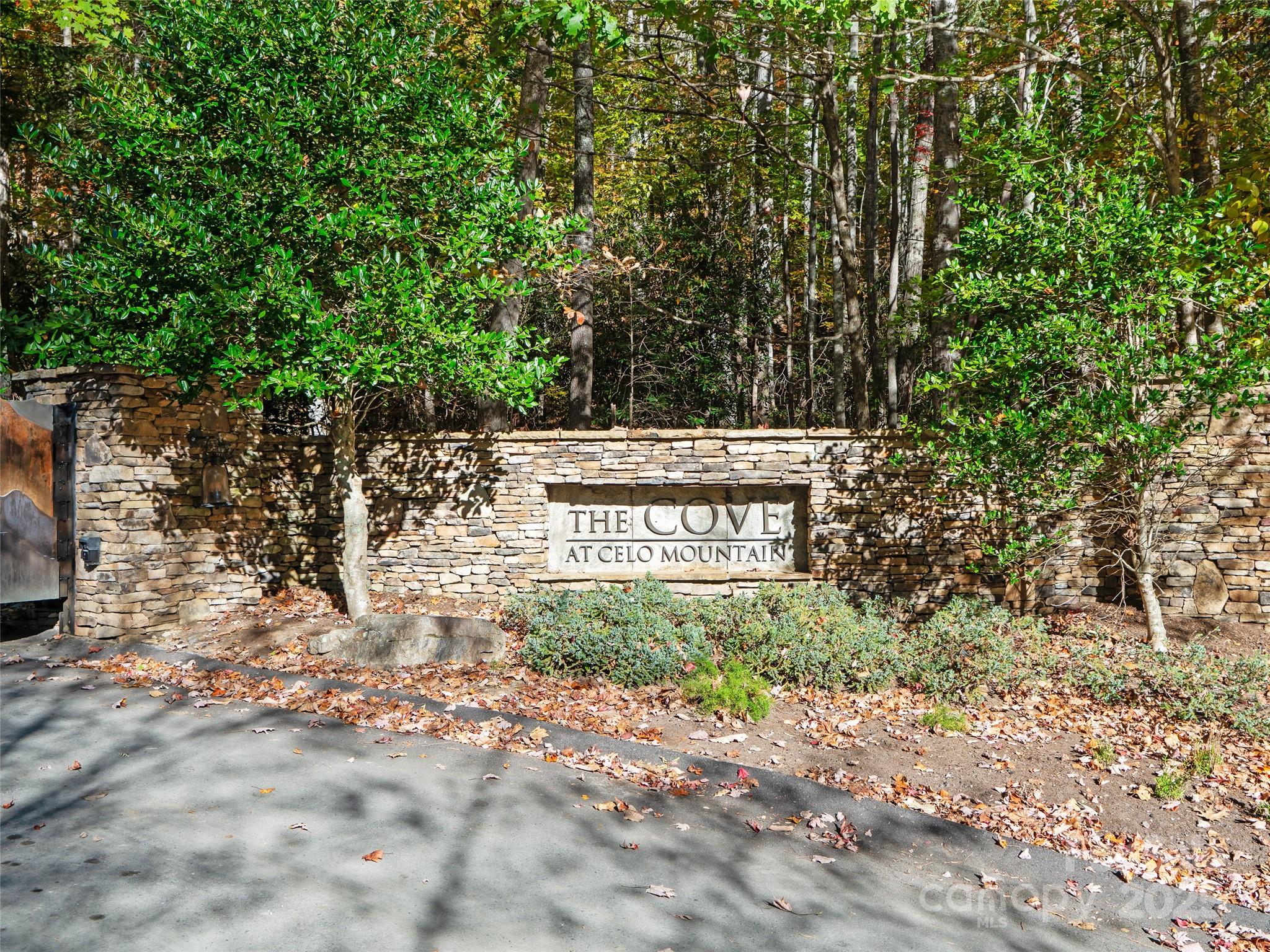 42 Hickory Springs Road 42