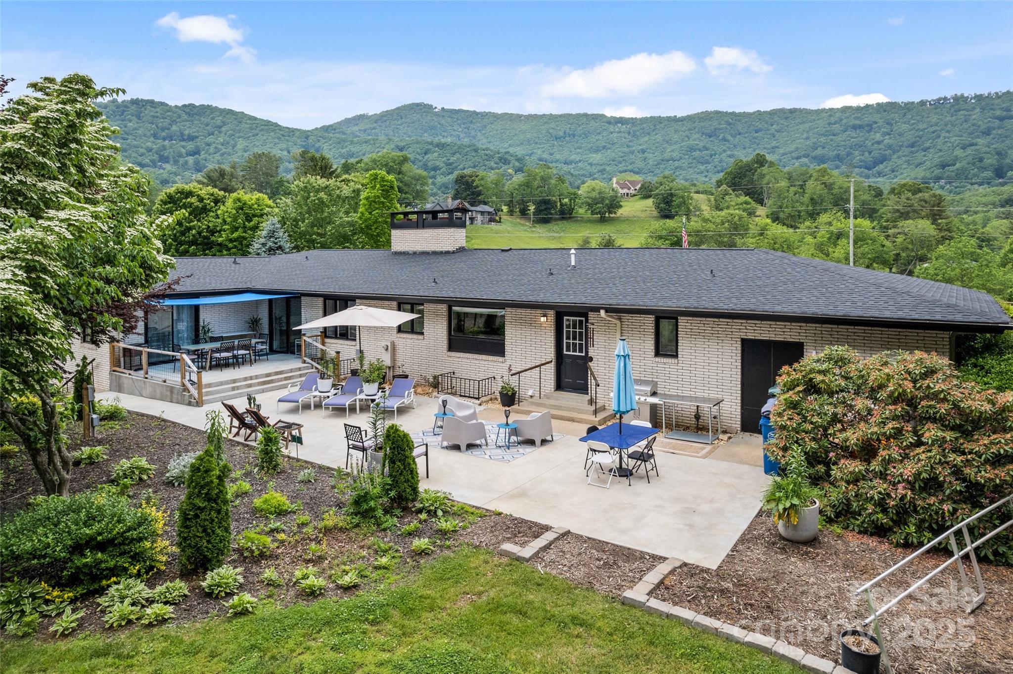 225 Valley View Terrace