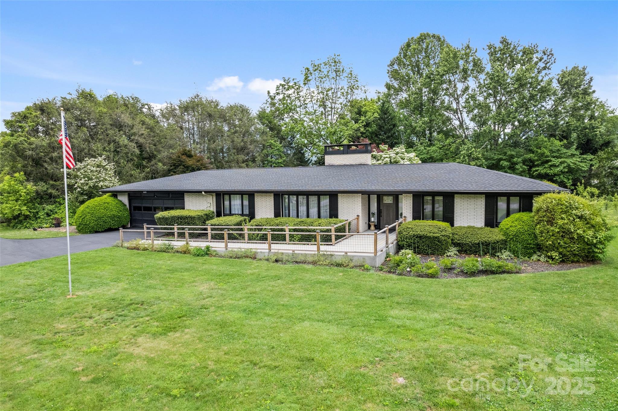 225 Valley View Terrace
