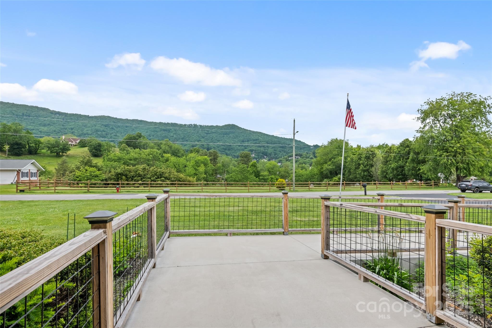 225 Valley View Terrace