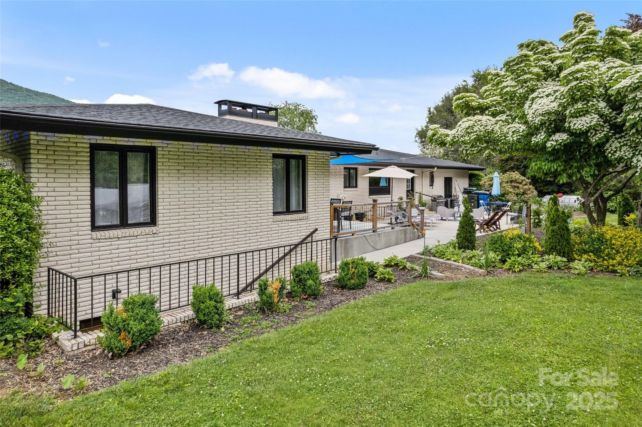 225 Valley View Terrace