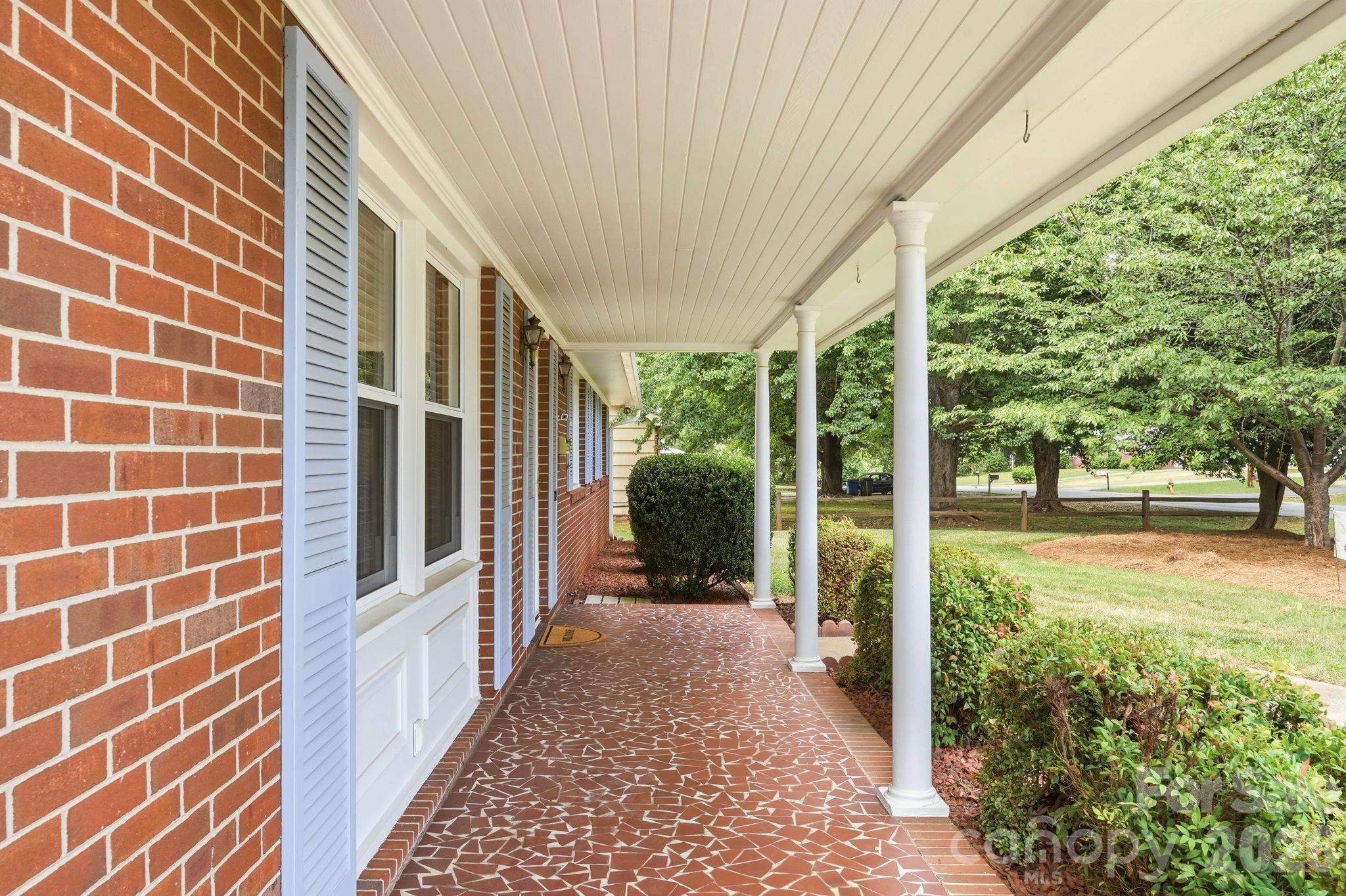 112 Queensbury Road