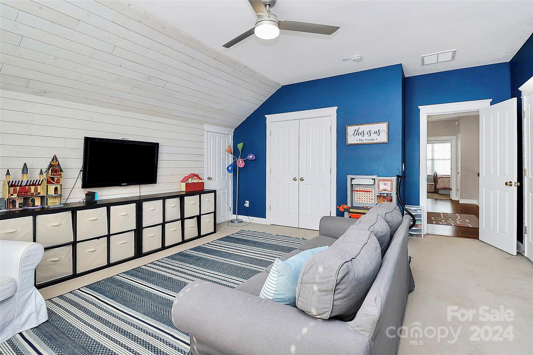 Lakeshore - Residential