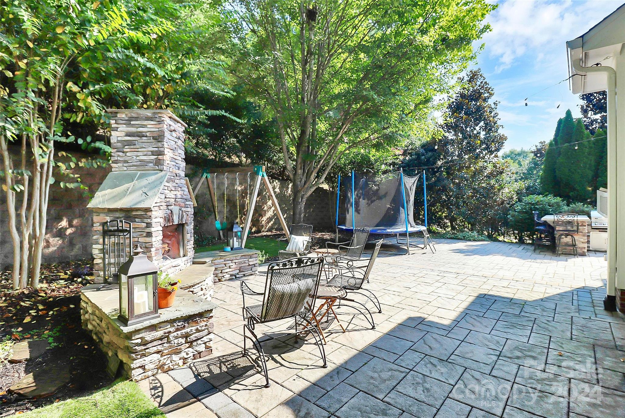 Lakeshore - Residential