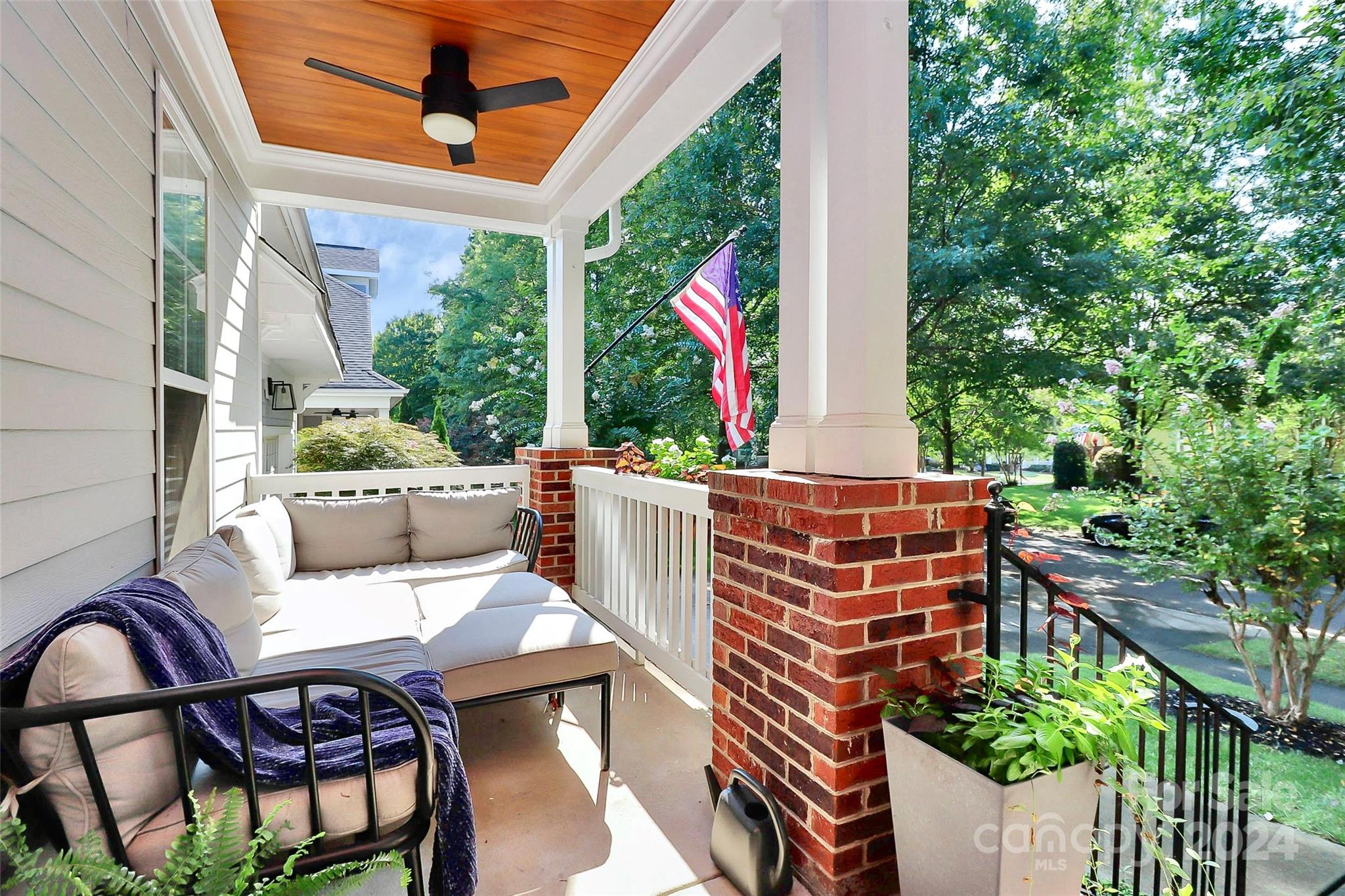 Lakeshore - Residential