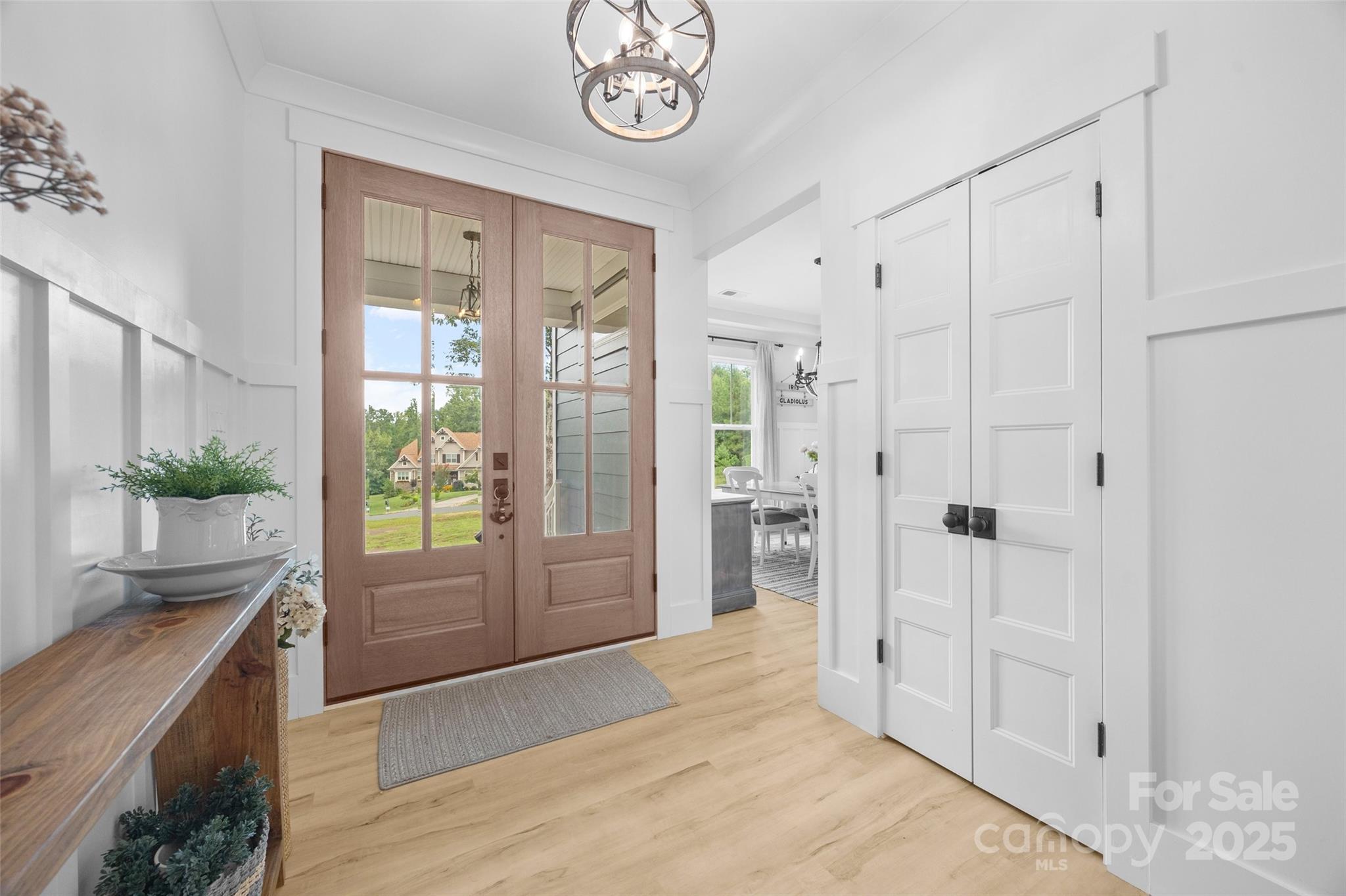1756 White Fawn Lane