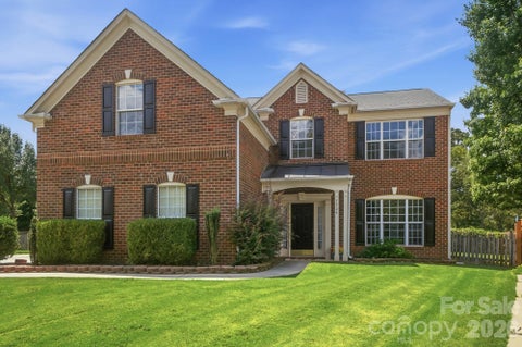 Photo of 7724 Dinniston Drive, Huntersville, NC 28078 (MLS # 4413809)