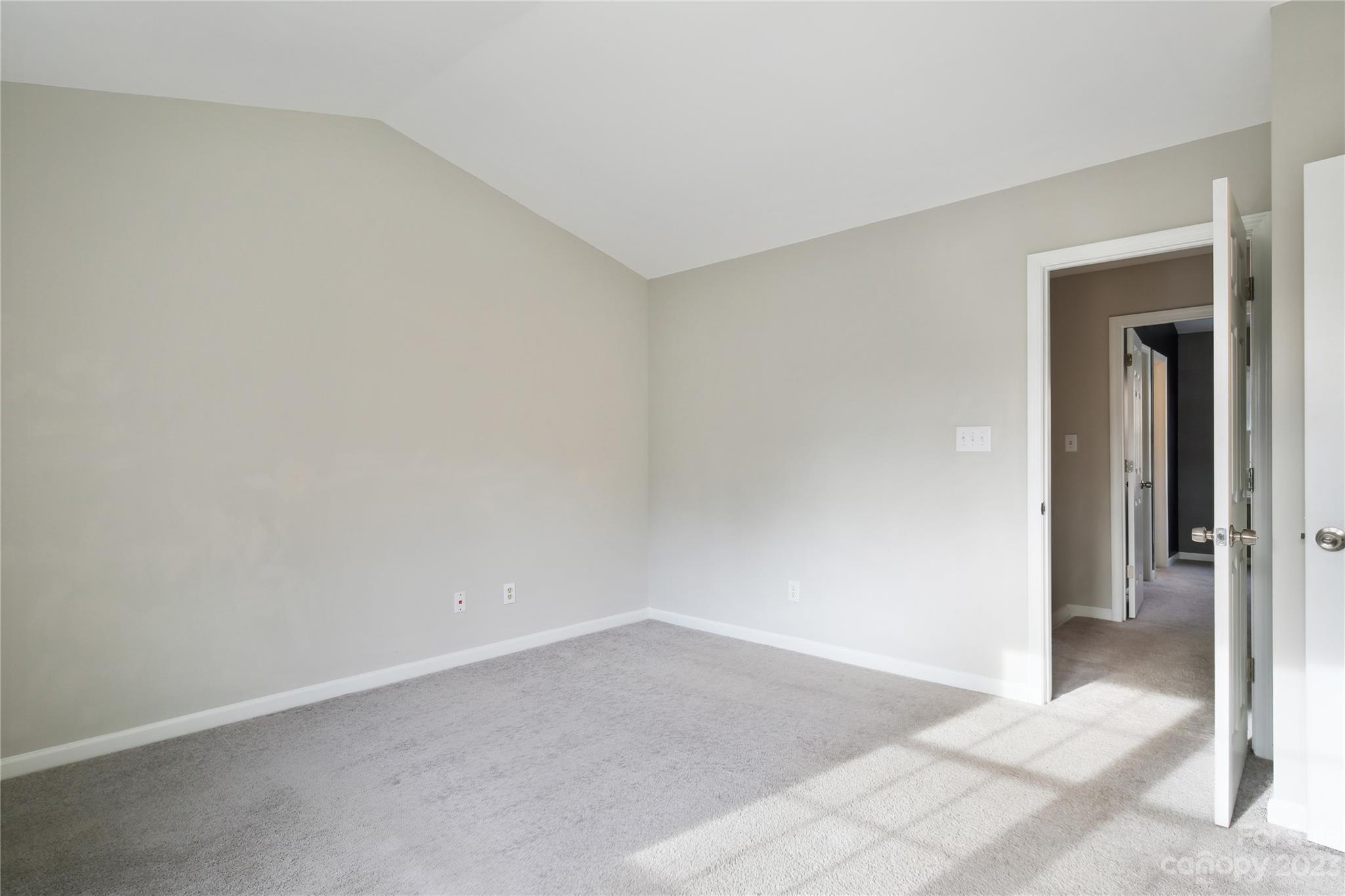 The Landing at Hickory Grove - Residential