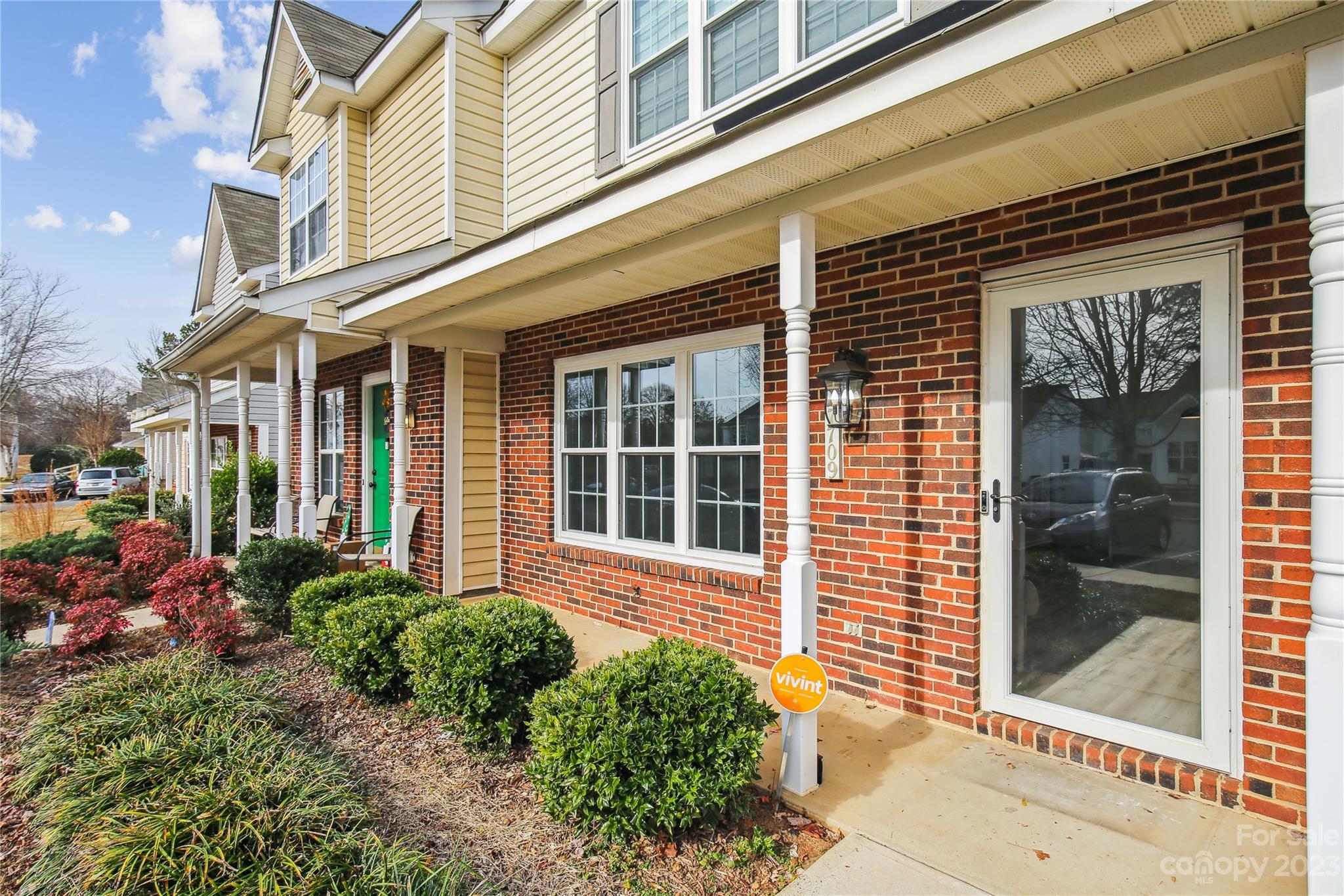 The Landing at Hickory Grove - Residential