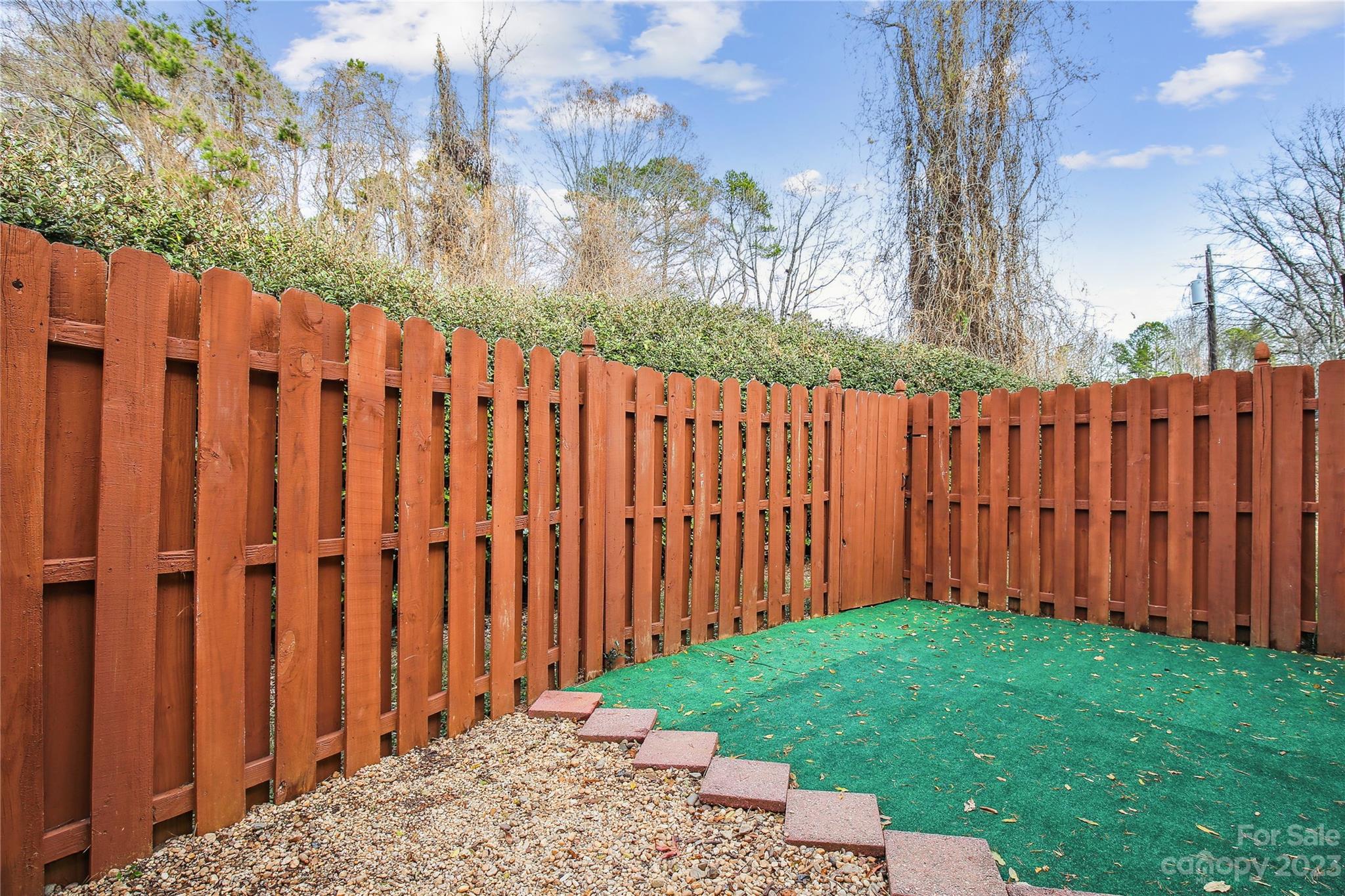 The Landing at Hickory Grove - Residential