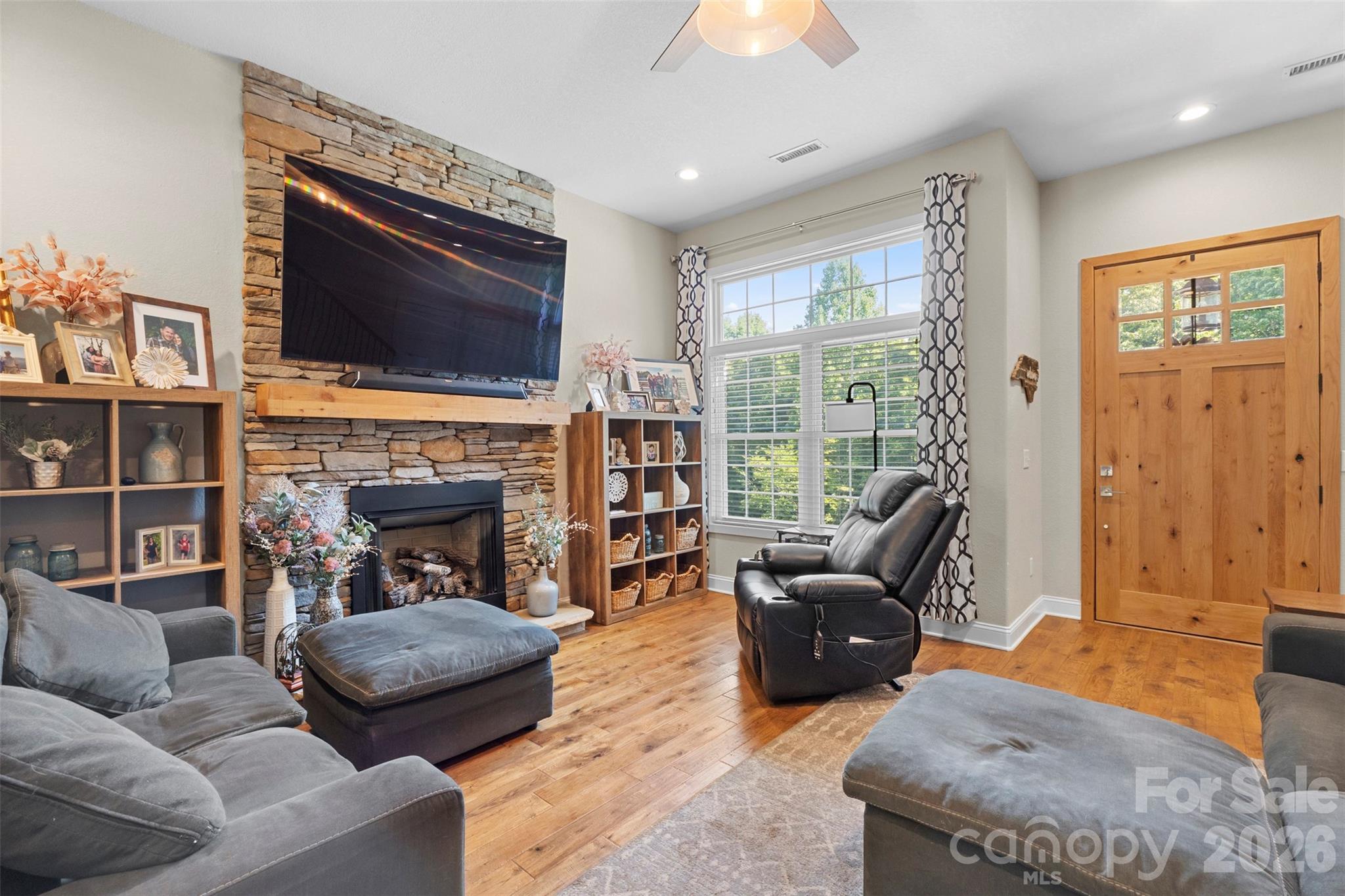 7015 Waterfront Place