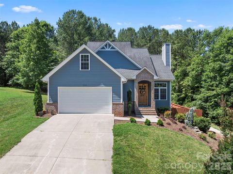 Photo of 7015 Waterfront Place, Granite Falls, NC 28630 (MLS # 4393135)