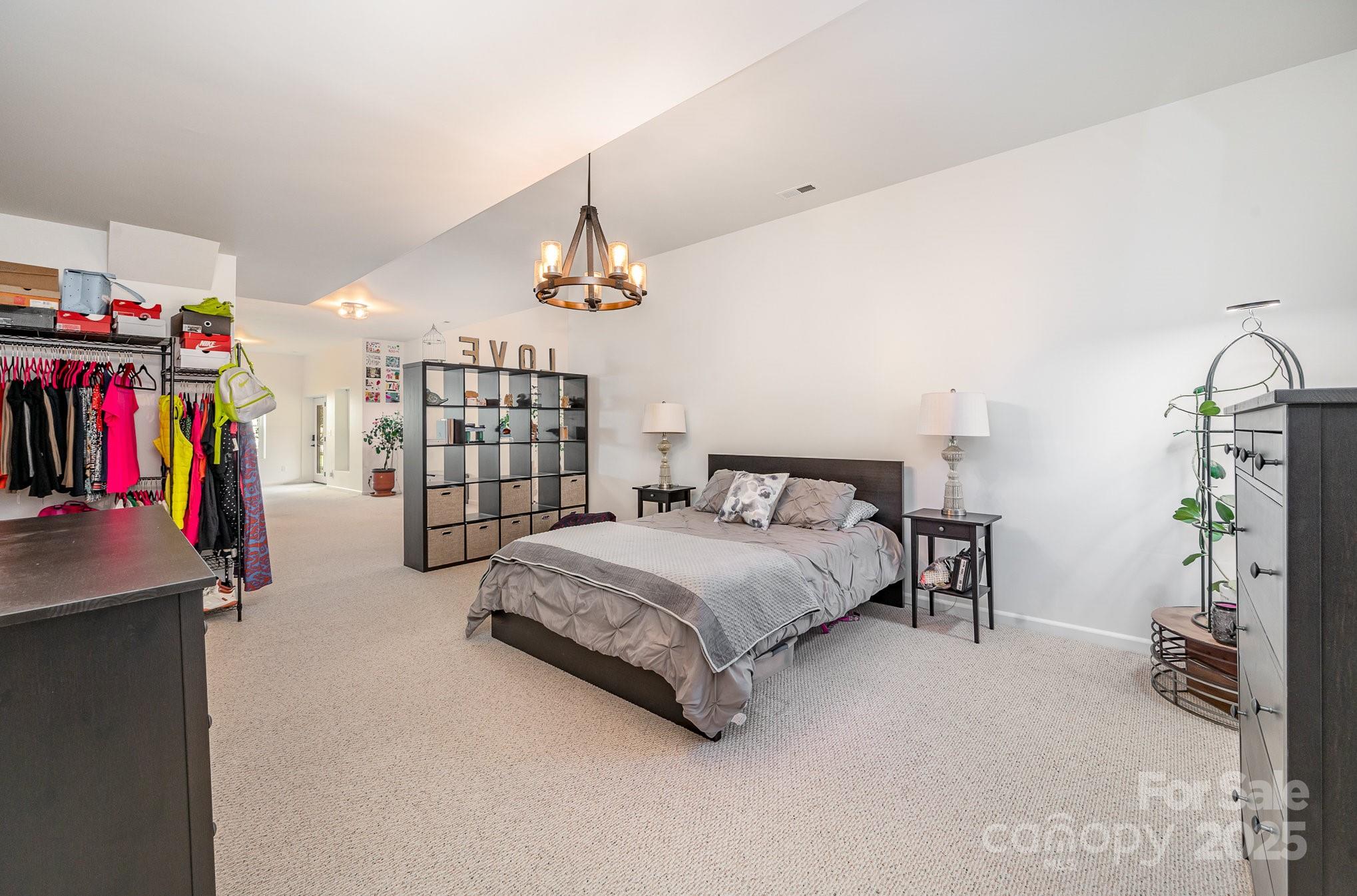 Knightsbridge - Residential