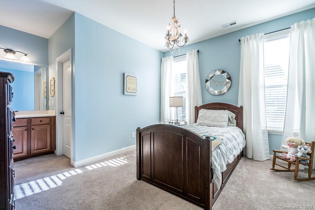 Lake Ridge - Residential