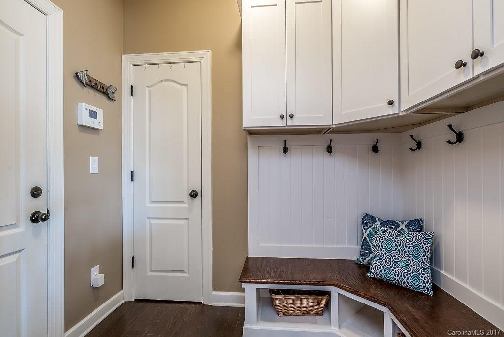 Lake Ridge - Residential