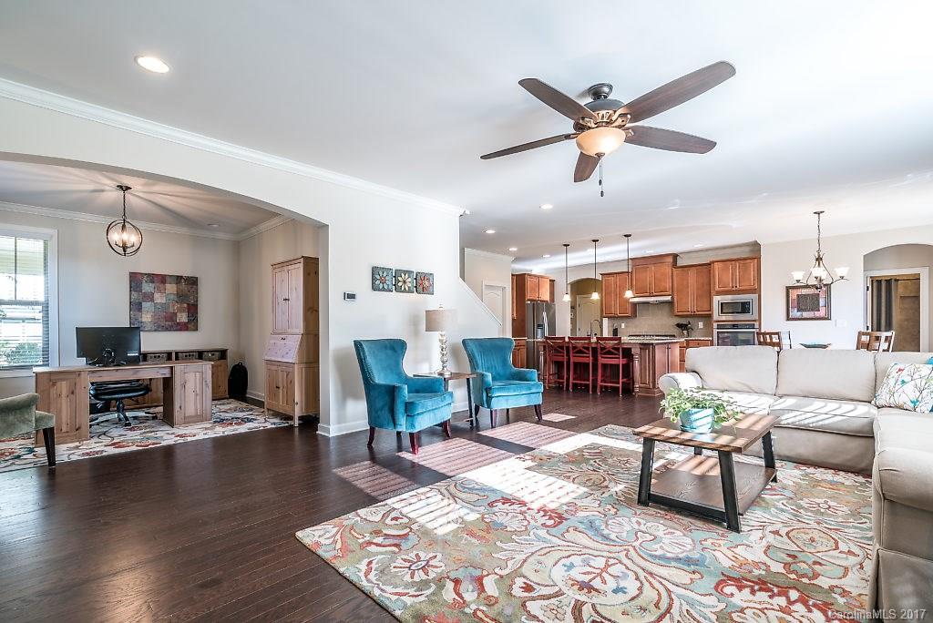 Lake Ridge - Residential