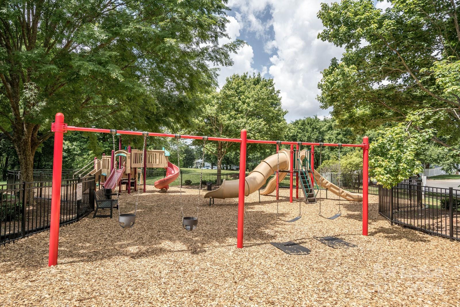 Monteith Park - Residential Lease