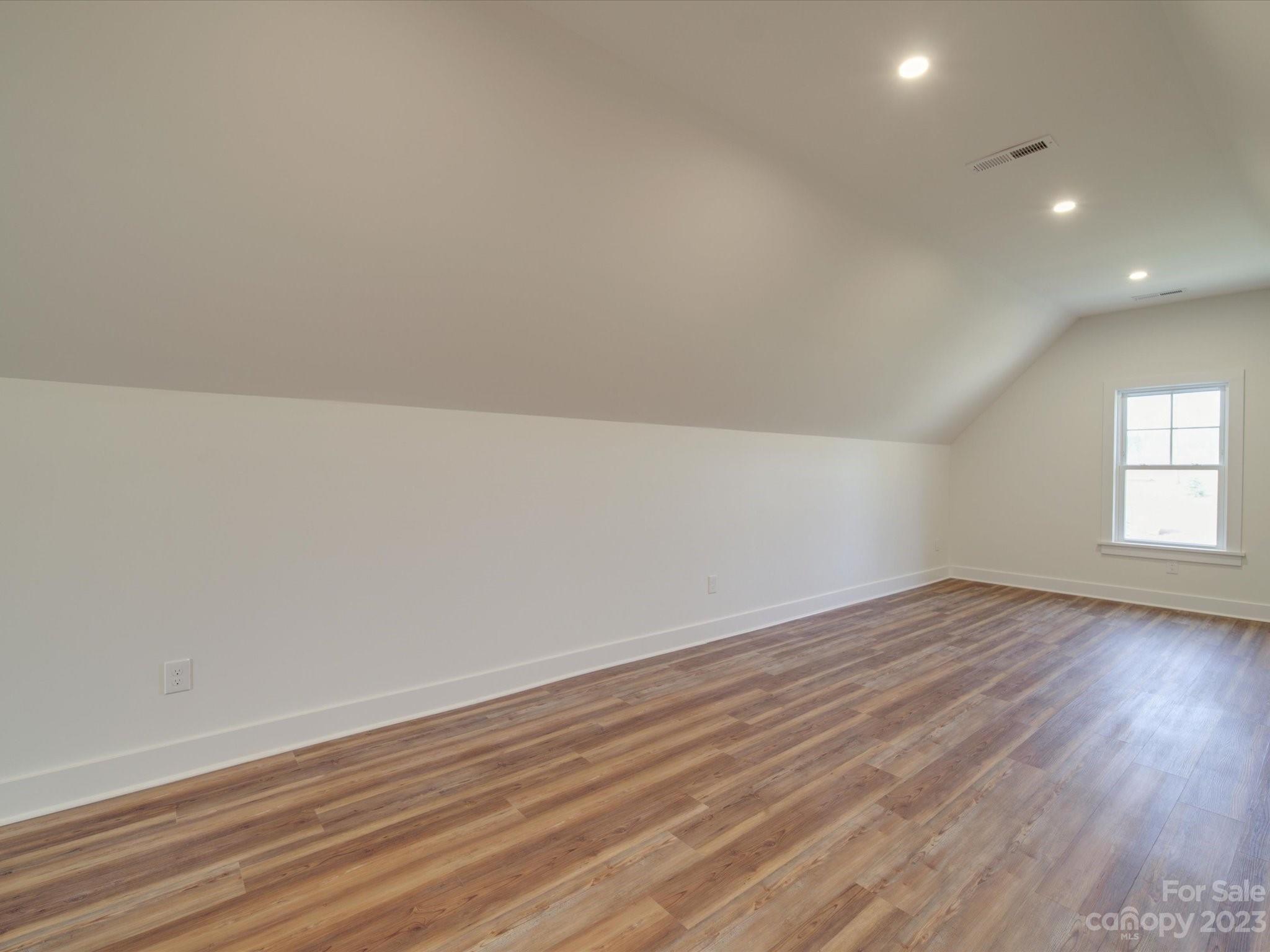 Eagle Pointe - Residential