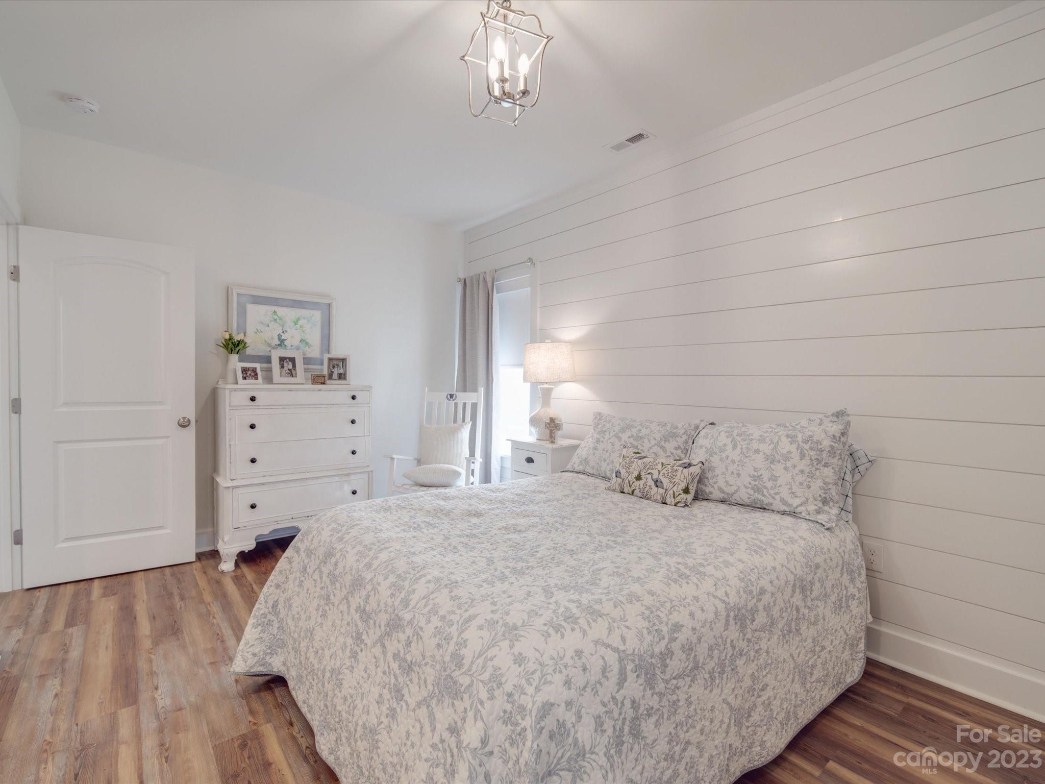 Eagle Pointe - Residential