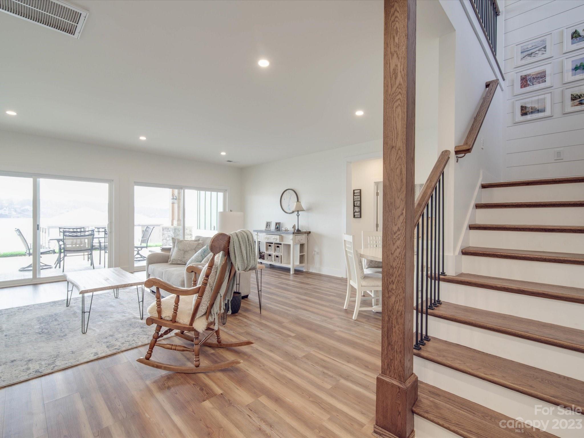 Eagle Pointe - Residential