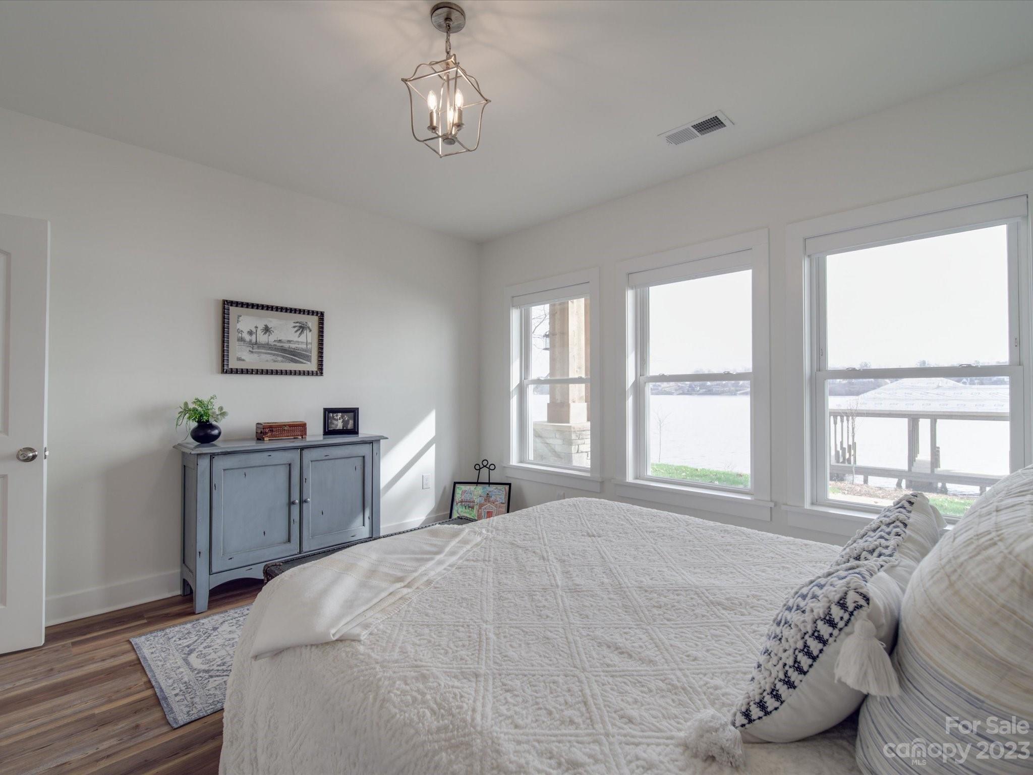 Eagle Pointe - Residential