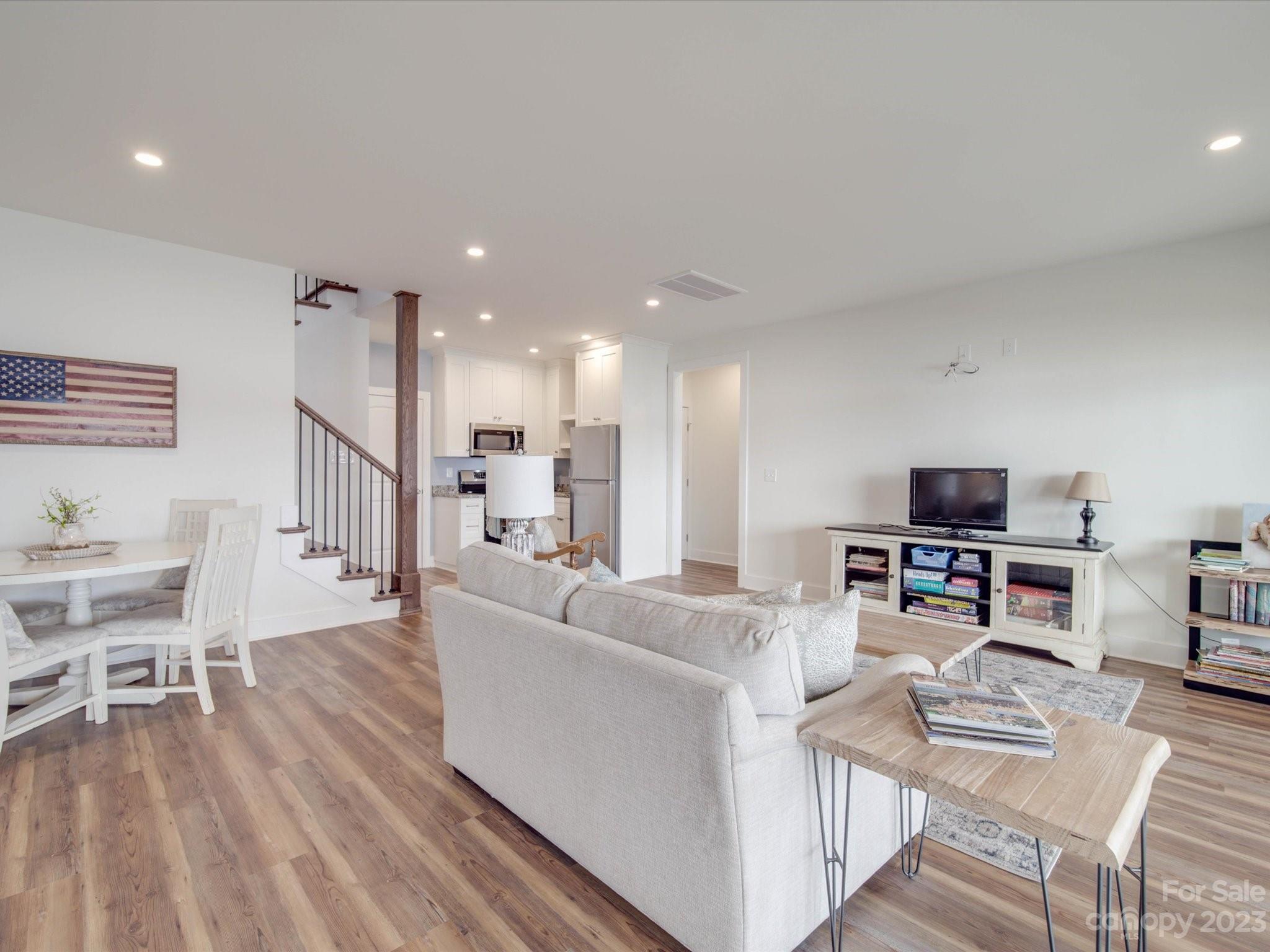 Eagle Pointe - Residential