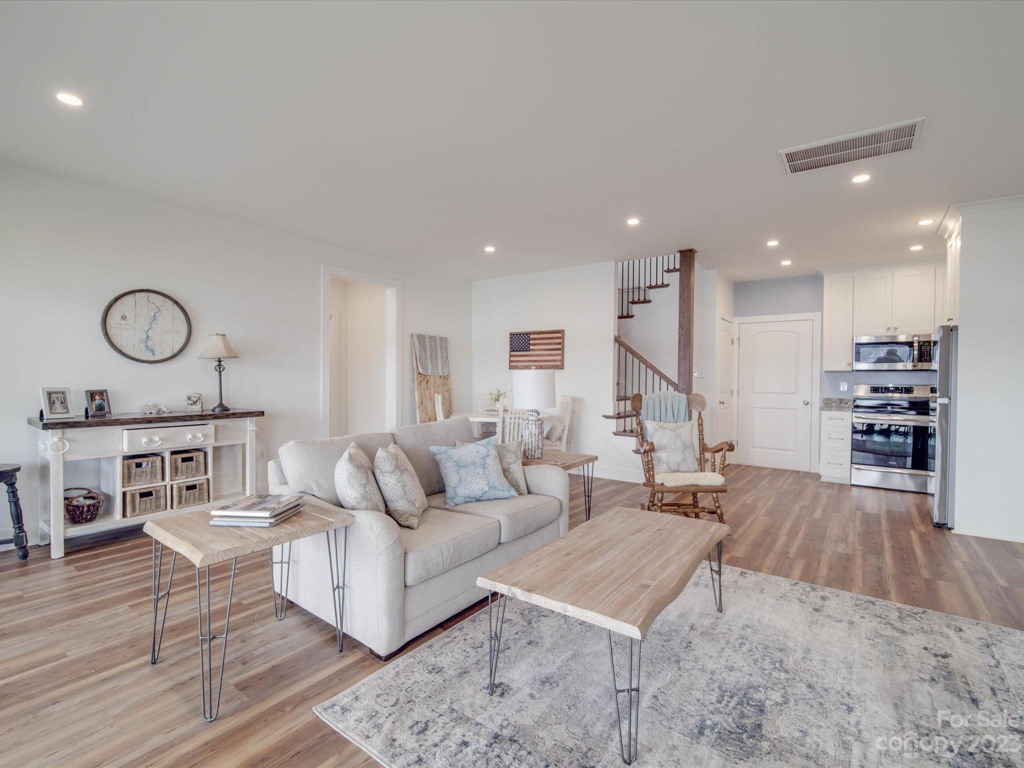 Eagle Pointe - Residential