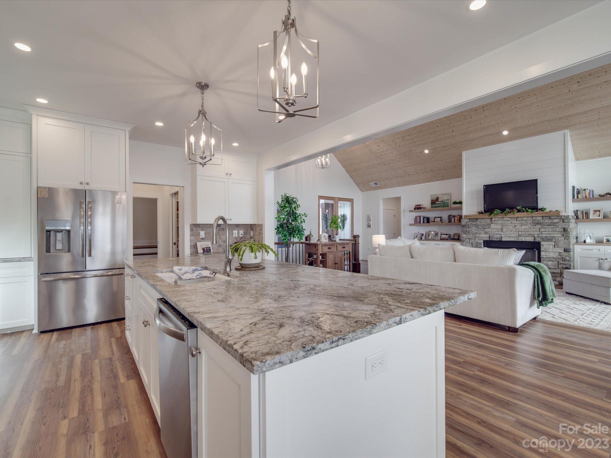 Eagle Pointe - Residential