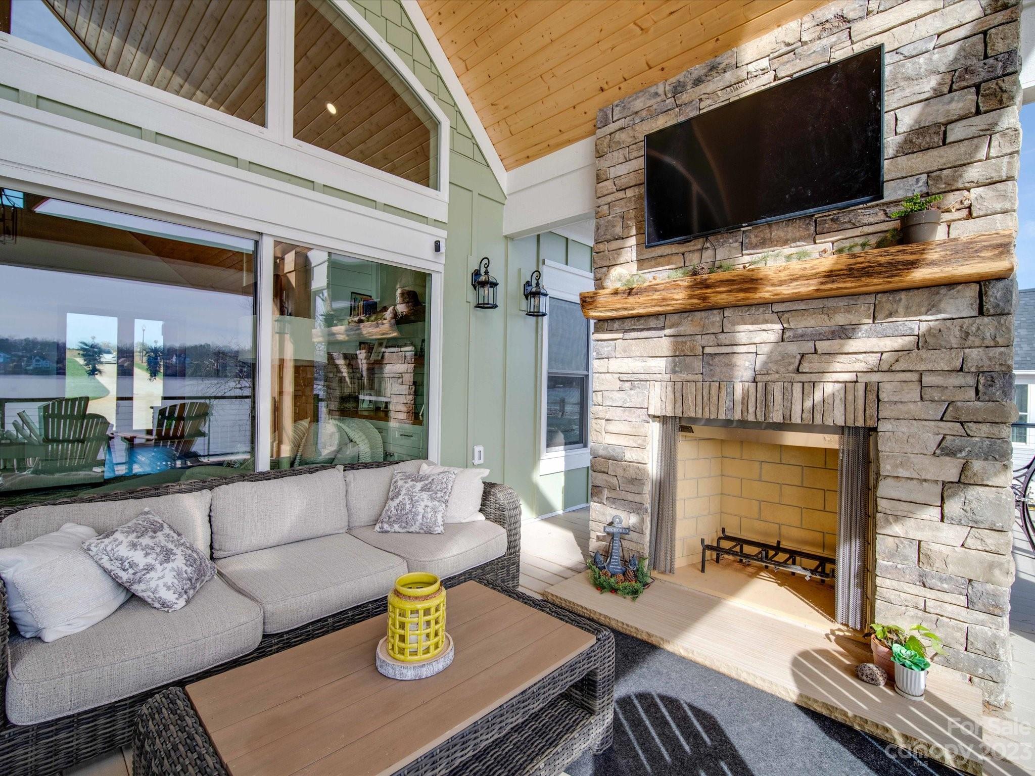 Eagle Pointe - Residential