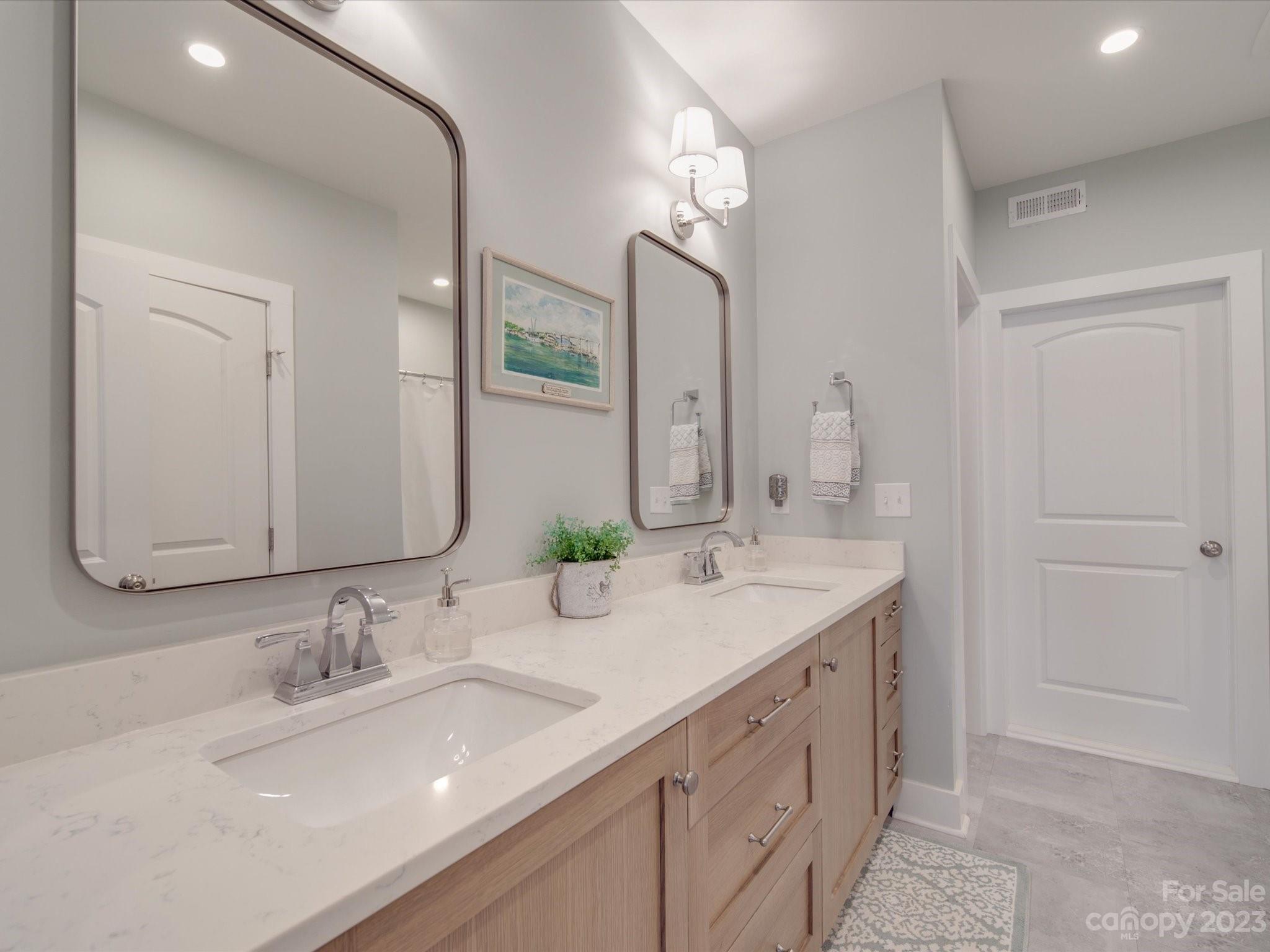 Eagle Pointe - Residential