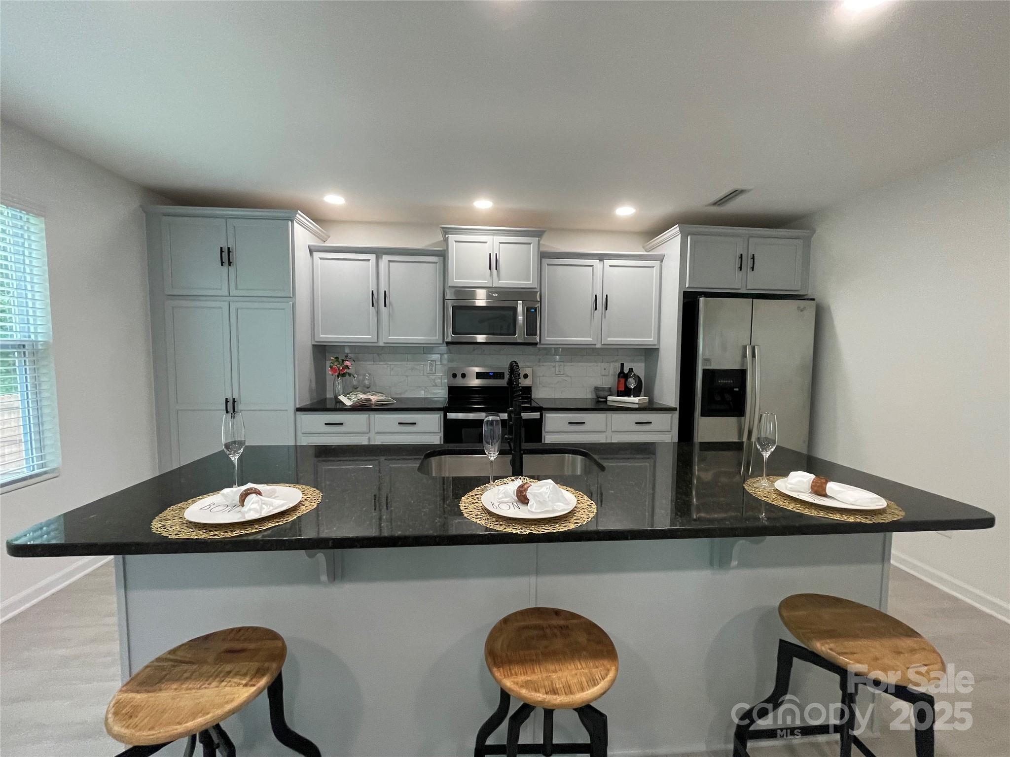 1177 Ellis Pond Drive