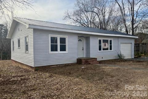 6457 Hudlow Road Union Mills NC 28167